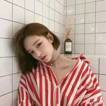 排队的女人